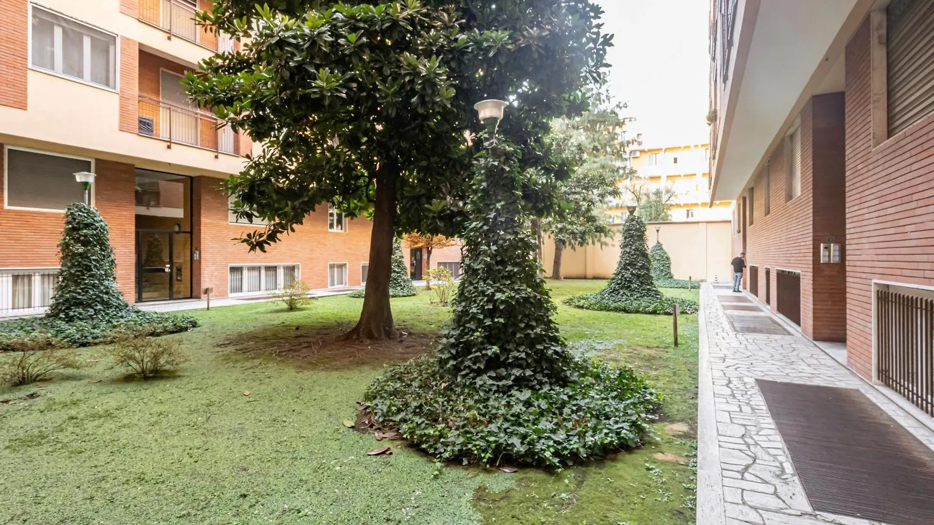 Milano Rogoredo Balcony Apartment